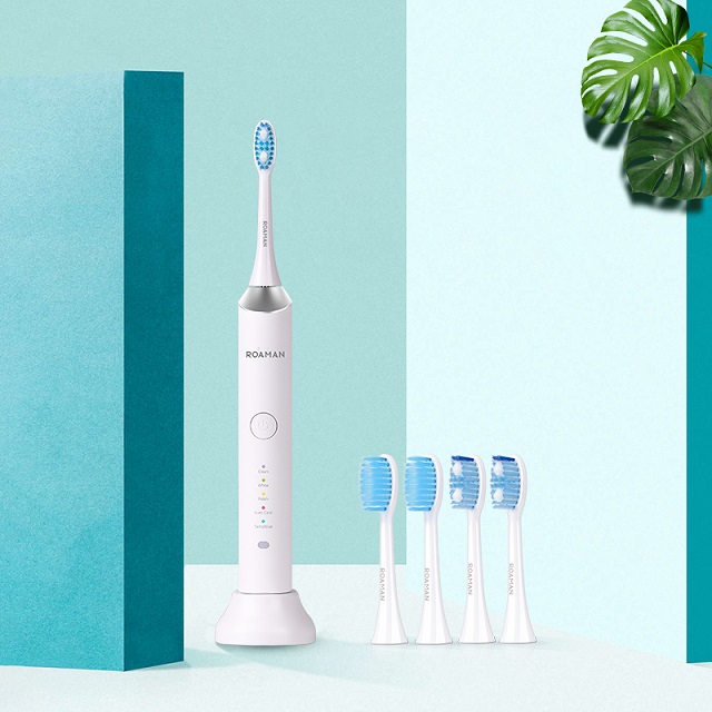 How to use an Electric Toothbrush ?Experiens with Romtobrush E7